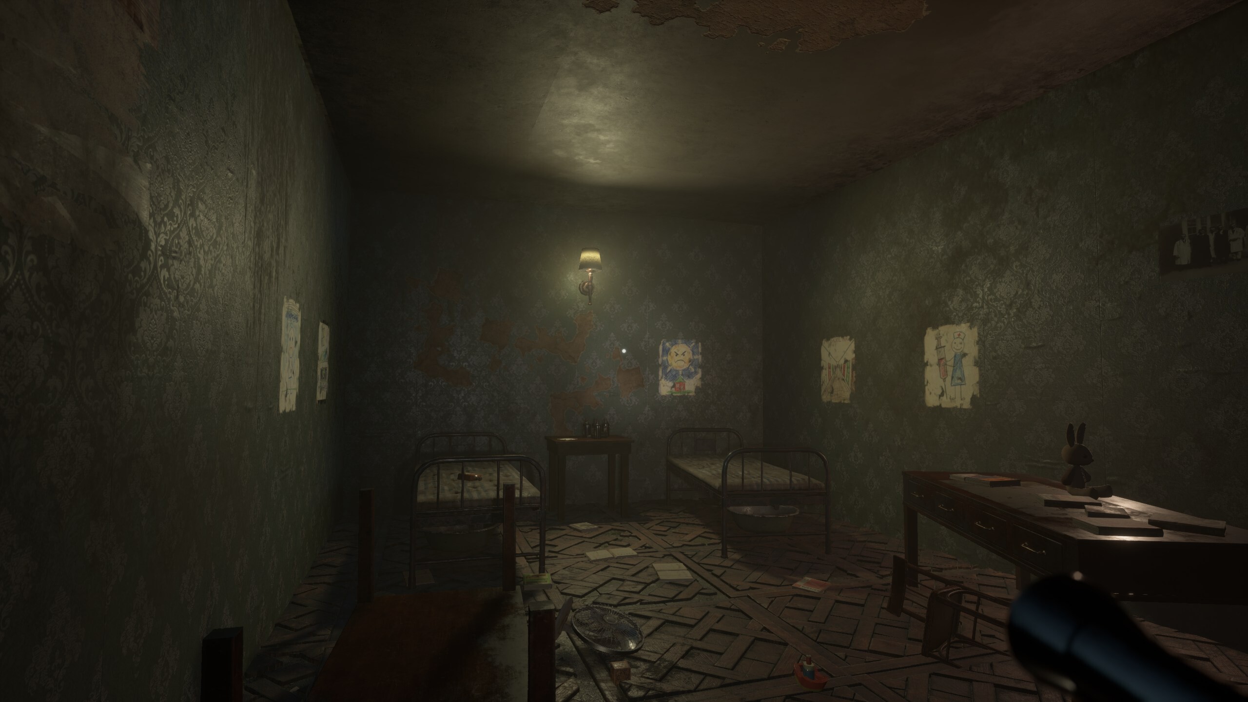 Whisper in the Halls screenshot 3